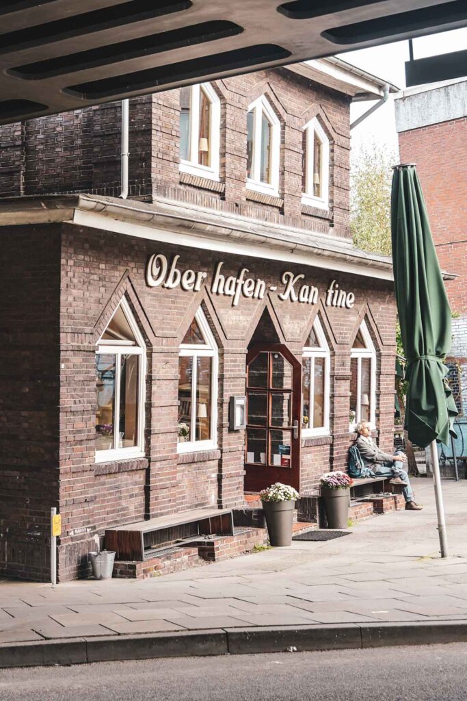 Die Oberhafen-Kantine in der Stockmeyerstraße im Oberhafen Hamburgs