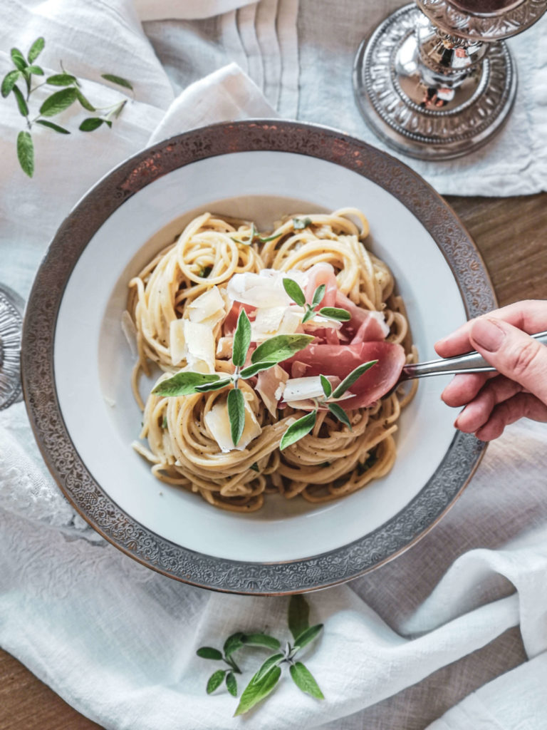 Rezept Salbeispaghetti mit Parma-Schinken
