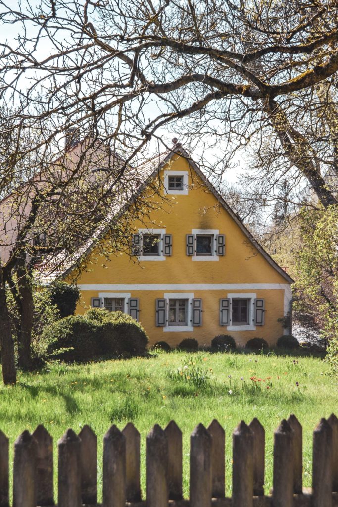 Gelbes Bauernhaus Sanspareil