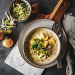Rezeptfoto Käse-Lauch-Suppe mit Hackfleisch und Kartoffeln