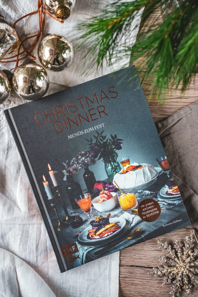 Buchtipp zu Weihnachten: Kochbuch verschenken. Kochbuch Aromenfeuerwerk Christmas Dinner mit aus dem EMF Verlag